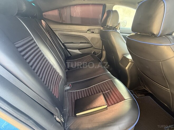 Hyundai Elantra 2017, 160,934 km - 1.6 l - Yevlax