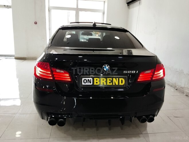BMW 528 2015, 301,000 km - 2.0 l - Bakı