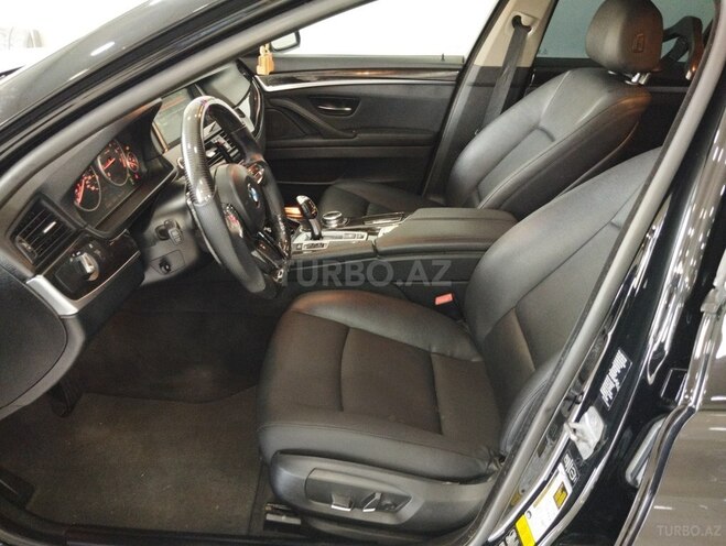 BMW 528 2015, 301,000 km - 2.0 l - Bakı