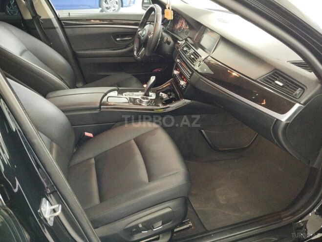 BMW 528 2015, 301,000 km - 2.0 l - Bakı