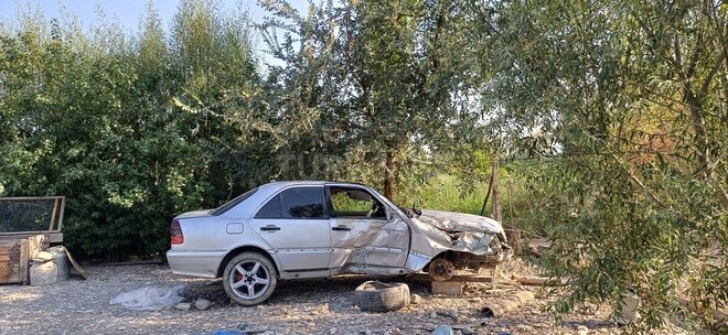 Mercedes C 230-3