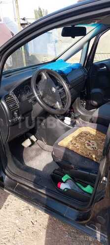 Opel Zafira-6