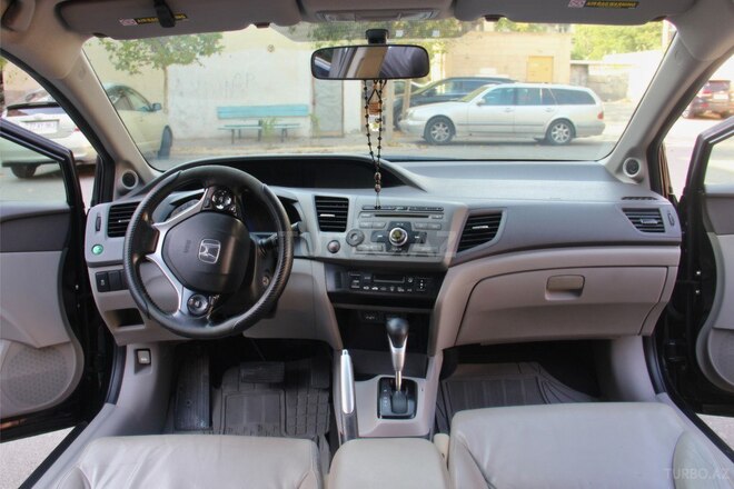 Honda Civic 2011, 326,000 km - 1.5 l - Bakı