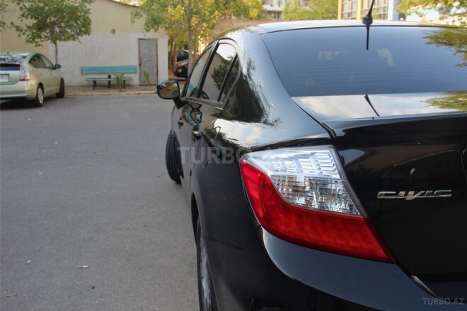 Honda Civic 2011, 326,000 km - 1.5 l - Bakı