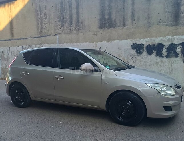 Hyundai i30 2007, 288,000 km - 1.4 л - Bakı