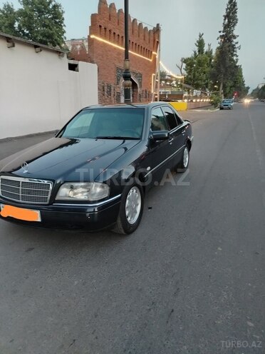 Mercedes C 180-7