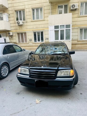 Mercedes C 230-8