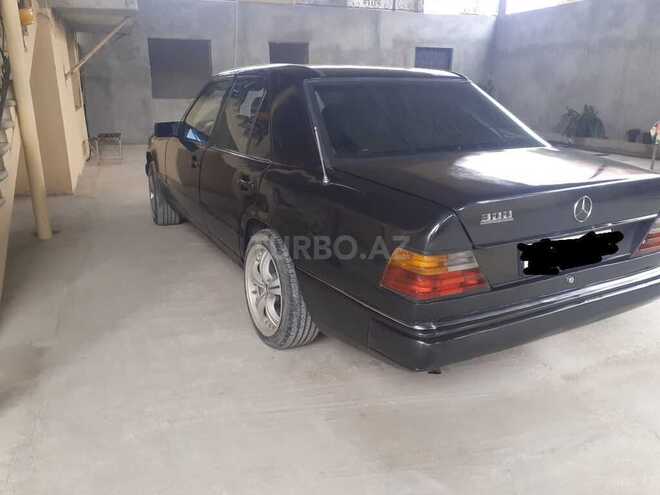 Mercedes E 300 d 1993, 376,811 km - 3.0 l - Şəmkir