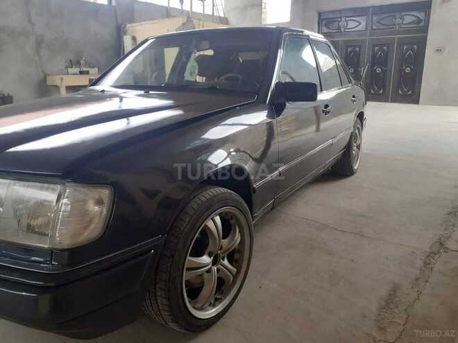 Mercedes E 300 d 1993, 376,811 km - 3.0 l - Şəmkir
