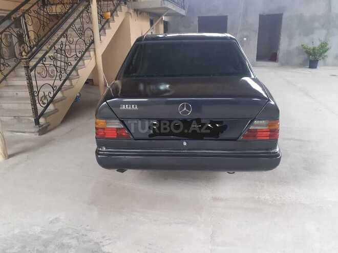 Mercedes E 300 d 1993, 376,811 km - 3.0 l - Şəmkir