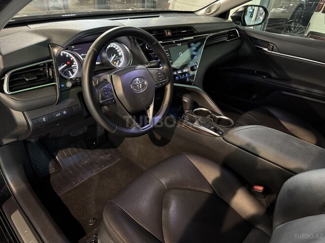 Toyota Camry-8