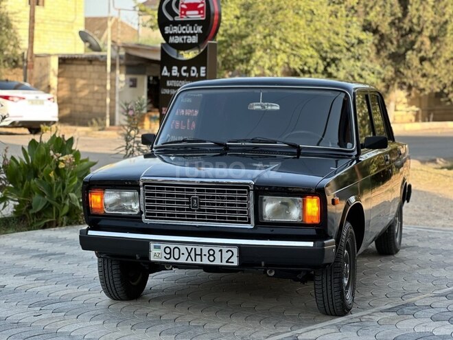 LADA (VAZ) 2107 2010, 69,000 km - 1.6 l - Salyan