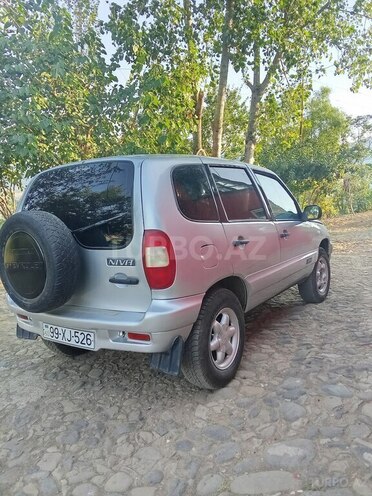 Chevrolet Niva 2007, 140,000 km - 1.7 l - Yardımlı