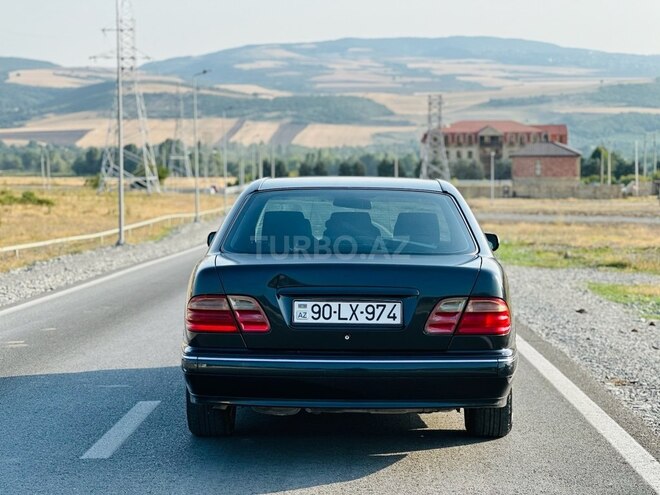 Mercedes E 200 2000, 360,000 km - 2.0 l - Sumqayıt