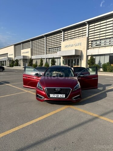 Hyundai Sonata-1