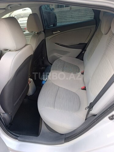 Hyundai Accent 2017, 165,000 km - 1.6 л - Bakı