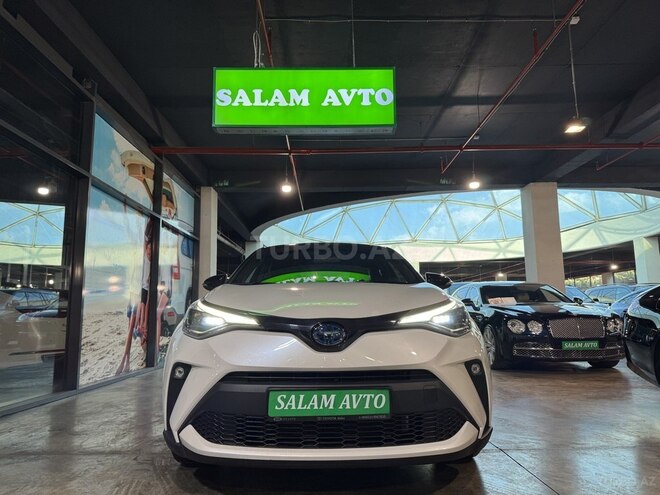 Toyota C-HR-2