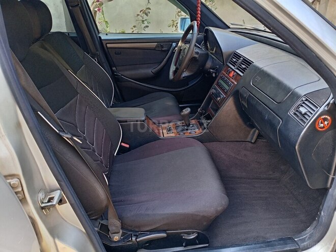 Mercedes C 200 1998, 310,000 km - 2.0 л - Bakı