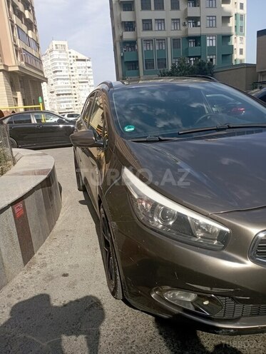 Kia  2012, 4,345 km - 1.6 l - Bakı