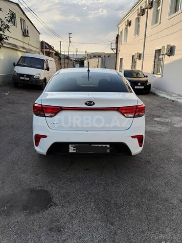 Kia Rio 2018, 190,001 km - 1.6 l - Bakı
