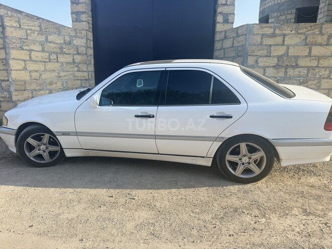 Mercedes C 230-4