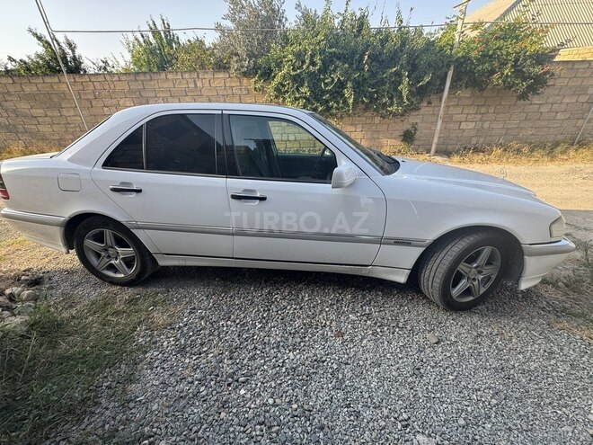 Mercedes C 230-3