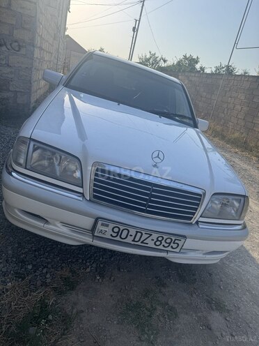 Mercedes C 230-1