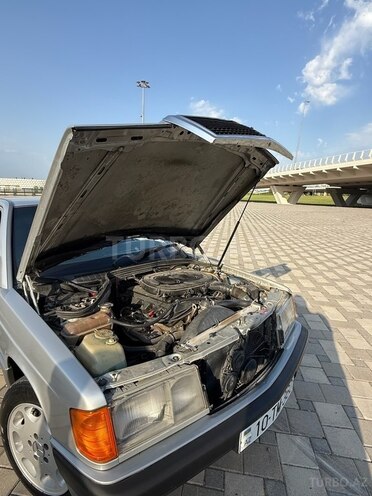 Mercedes 190 1992, 302,287 km - 2.0 л - Bakı