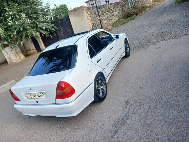 Mercedes C 180 1995, 215,436 km - 1.8 l - Qazax