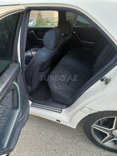 Mercedes C 180 1995, 215,436 km - 1.8 l - Qazax