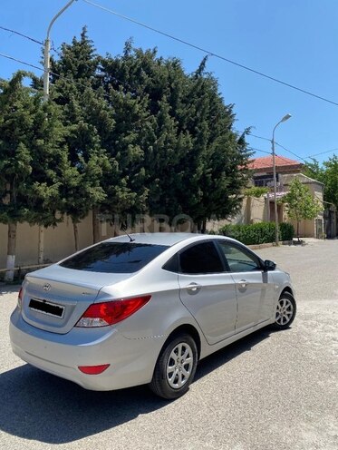 Hyundai Accent 2013, 170,000 km - 1.6 l - Bakı