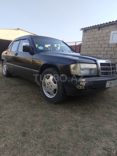 Mercedes 190 1991, 325,672 km - 2.0 л - Salyan
