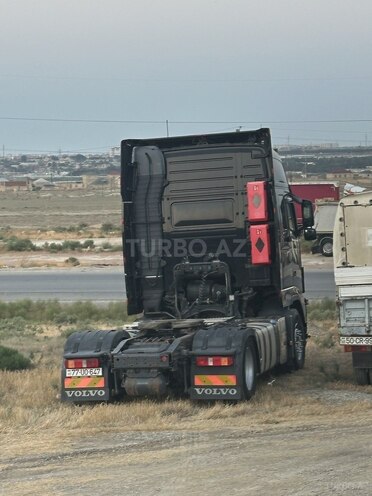 Volvo FH 13 2013, 745,000 km - 13.0 l - Bakı