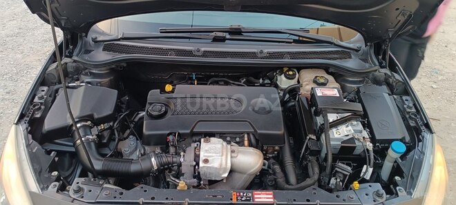 Opel Astra 2011, 240,150 km - 1.3 l - Bakı