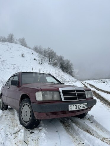 Mercedes 190 1992, 300,000 km - 2.0 l - Qəbələ