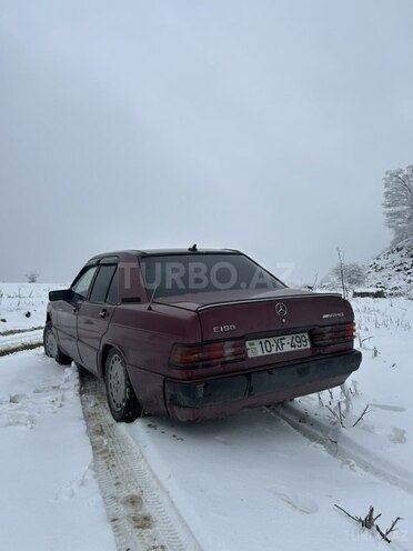 Mercedes 190 1992, 300,000 km - 2.0 l - Qəbələ