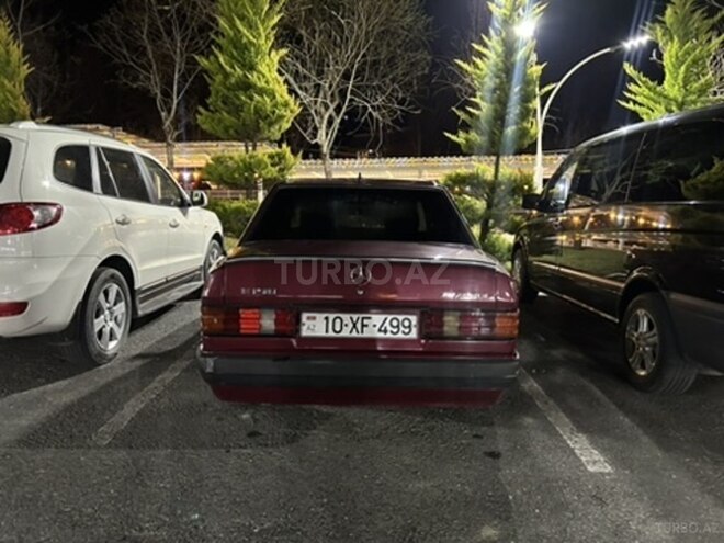 Mercedes 190 1992, 300,000 km - 2.0 l - Qəbələ