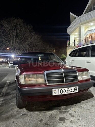 Mercedes 190 1992, 300,000 km - 2.0 l - Qəbələ