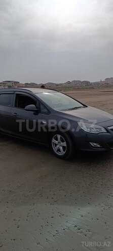 Opel Astra 2011, 240,150 km - 1.3 l - Bakı