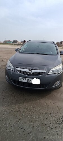 Opel Astra 2011, 240,150 km - 1.3 l - Bakı
