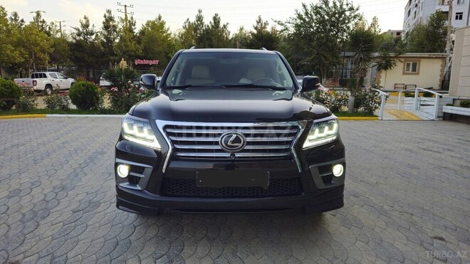Lexus LX 570-1