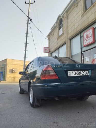 Mercedes C 180 1996, 393,446 km - 1.8 л - Yevlax