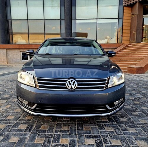 Volkswagen Passat 2011, 240,000 km - 2.5 l - Bakı