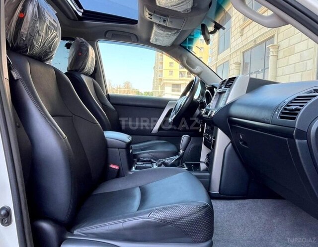 Toyota Land Cruiser Prado 2012, 90,000 km - 2.7 l - Bakı