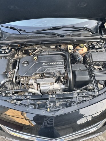 Chevrolet Malibu-9