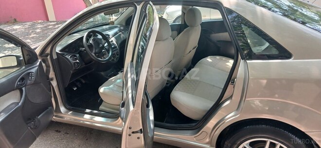 Ford Focus 2005, 234,123 km - 1.6 l - Bakı