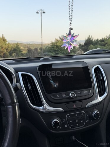 Chevrolet Equinox-7