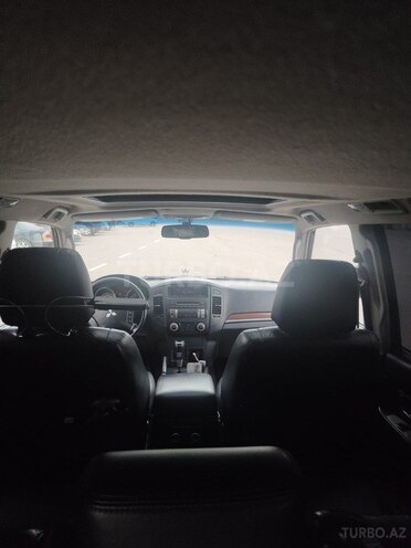Mitsubishi Pajero 2007, 260,000 km - 3.0 л - Xudat