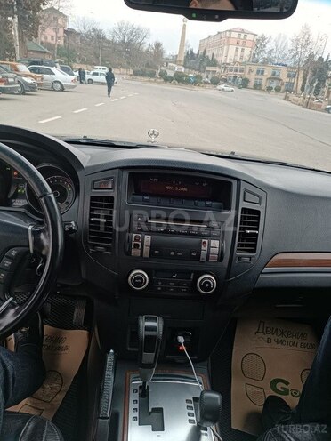 Mitsubishi Pajero 2007, 260,000 km - 3.0 л - Xudat