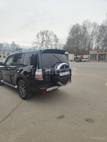 Mitsubishi Pajero 2007, 260,000 km - 3.0 л - Xudat